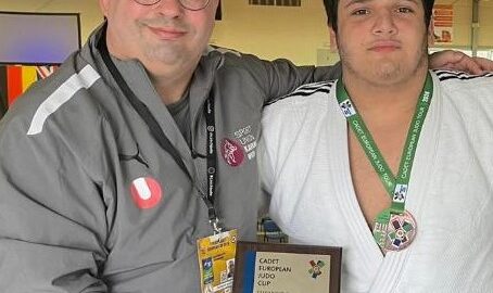 Henrick Schwam mit Vardges Ghazaryan