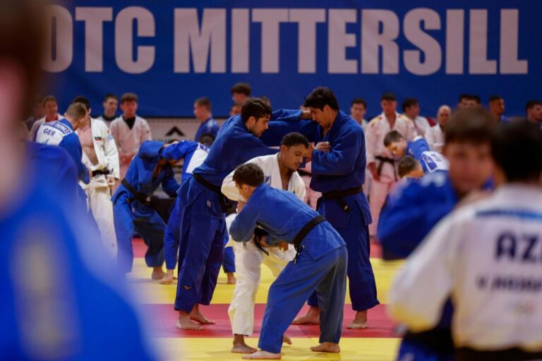 Tradition und Premiere