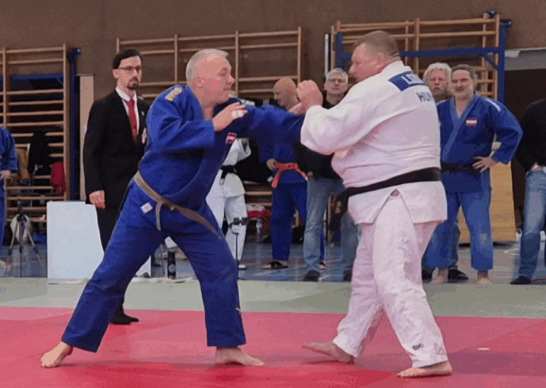 Yuko und die starken Männer