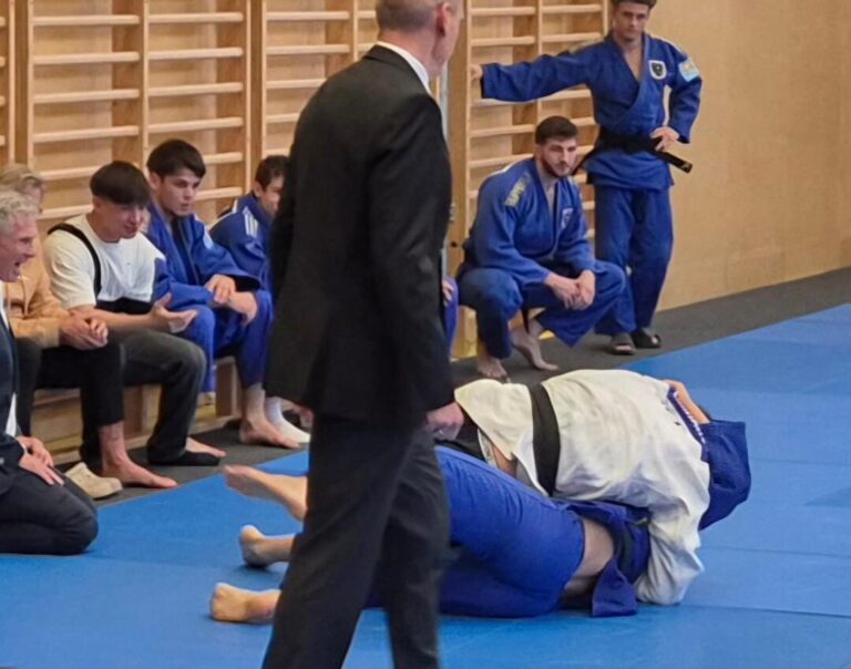 Zwei Siege bei Doppel