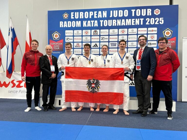 Mit Sieg zur Kata-EM