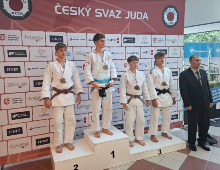 Brünn: Achtmal Podest