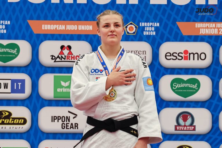 Gold für Leonie!